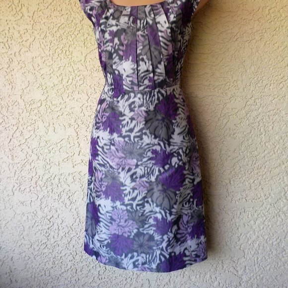*Purple Floral Alex Marie Sheath Dress- Size 2P - Picture 2 of 6